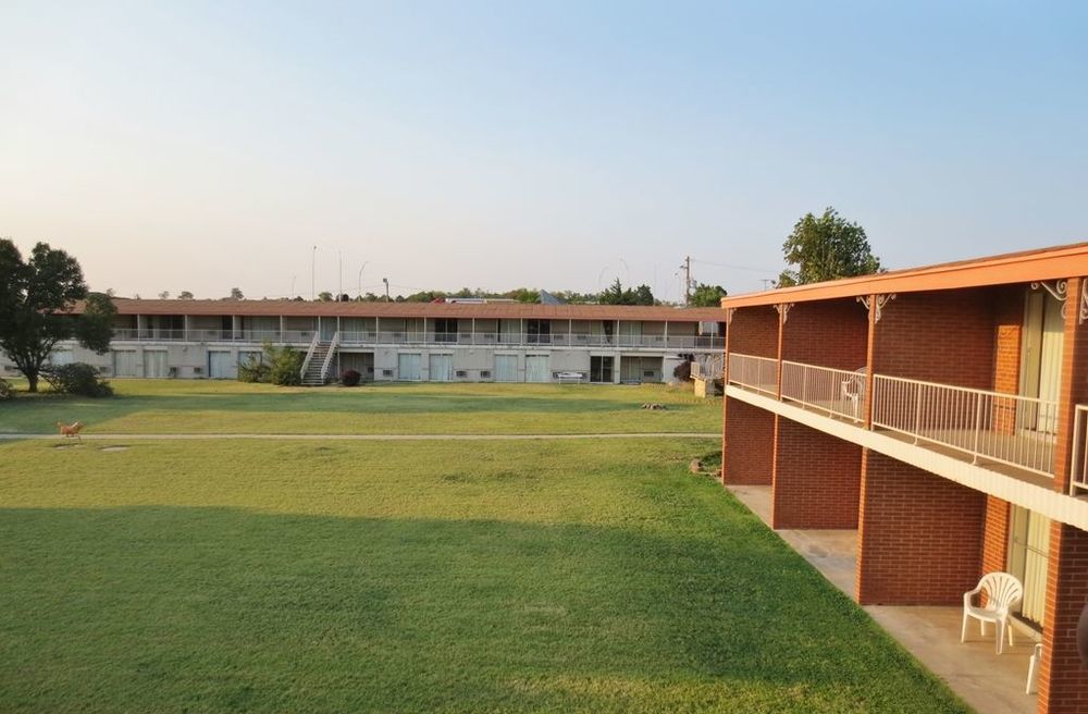 Americas Best Value Inn Abilene Exterior photo