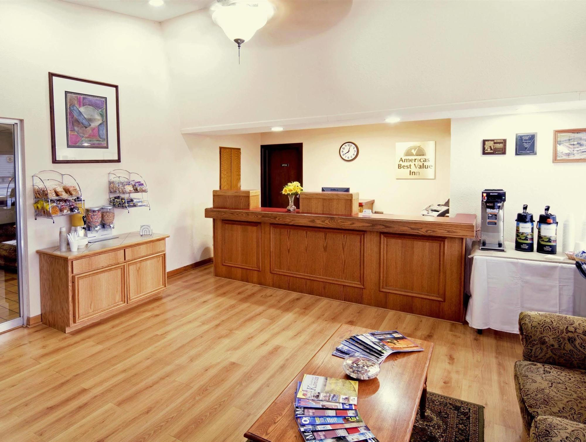 Americas Best Value Inn Abilene Exterior photo