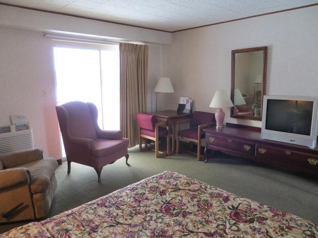 Americas Best Value Inn Abilene Exterior photo