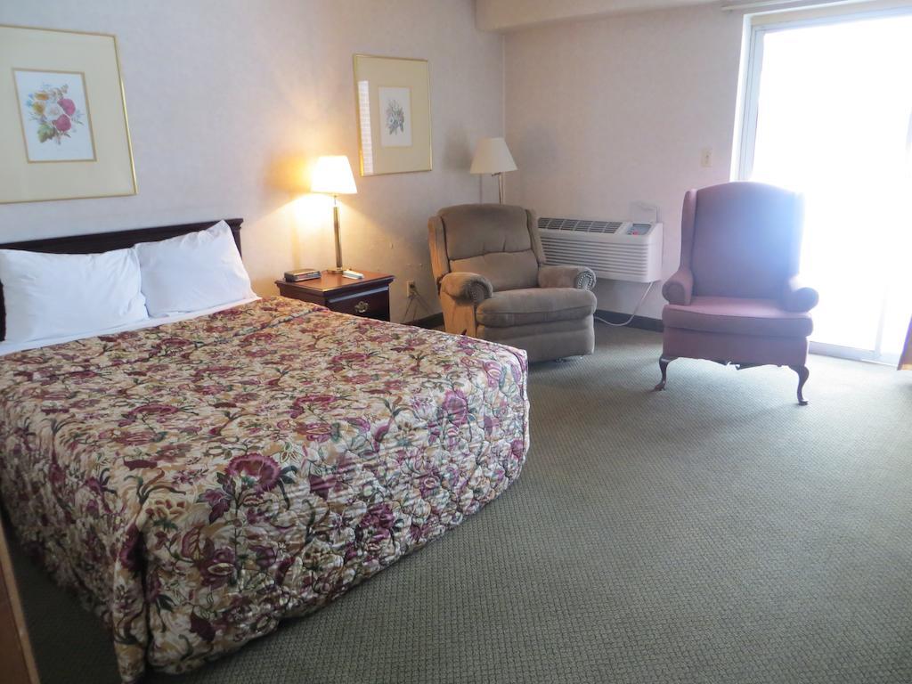 Americas Best Value Inn Abilene Exterior photo